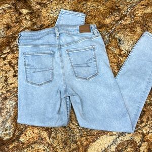 American Eagle light wash Jeggings